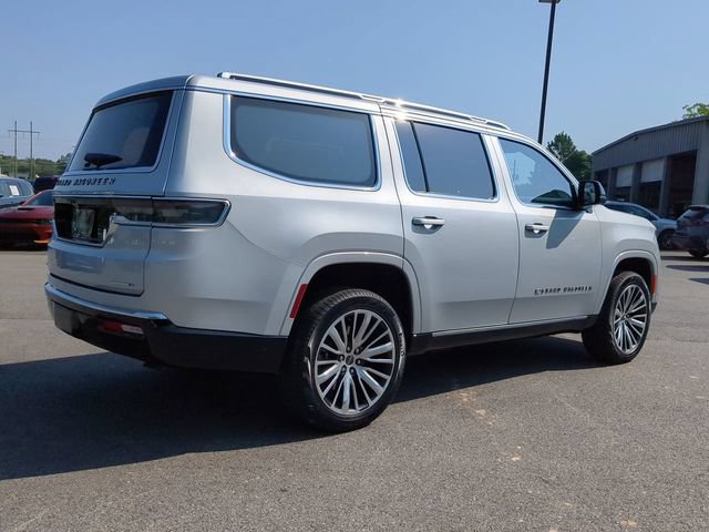 New 2023 Jeep Grand Wagoneer Series III AWD/4WD image 4
