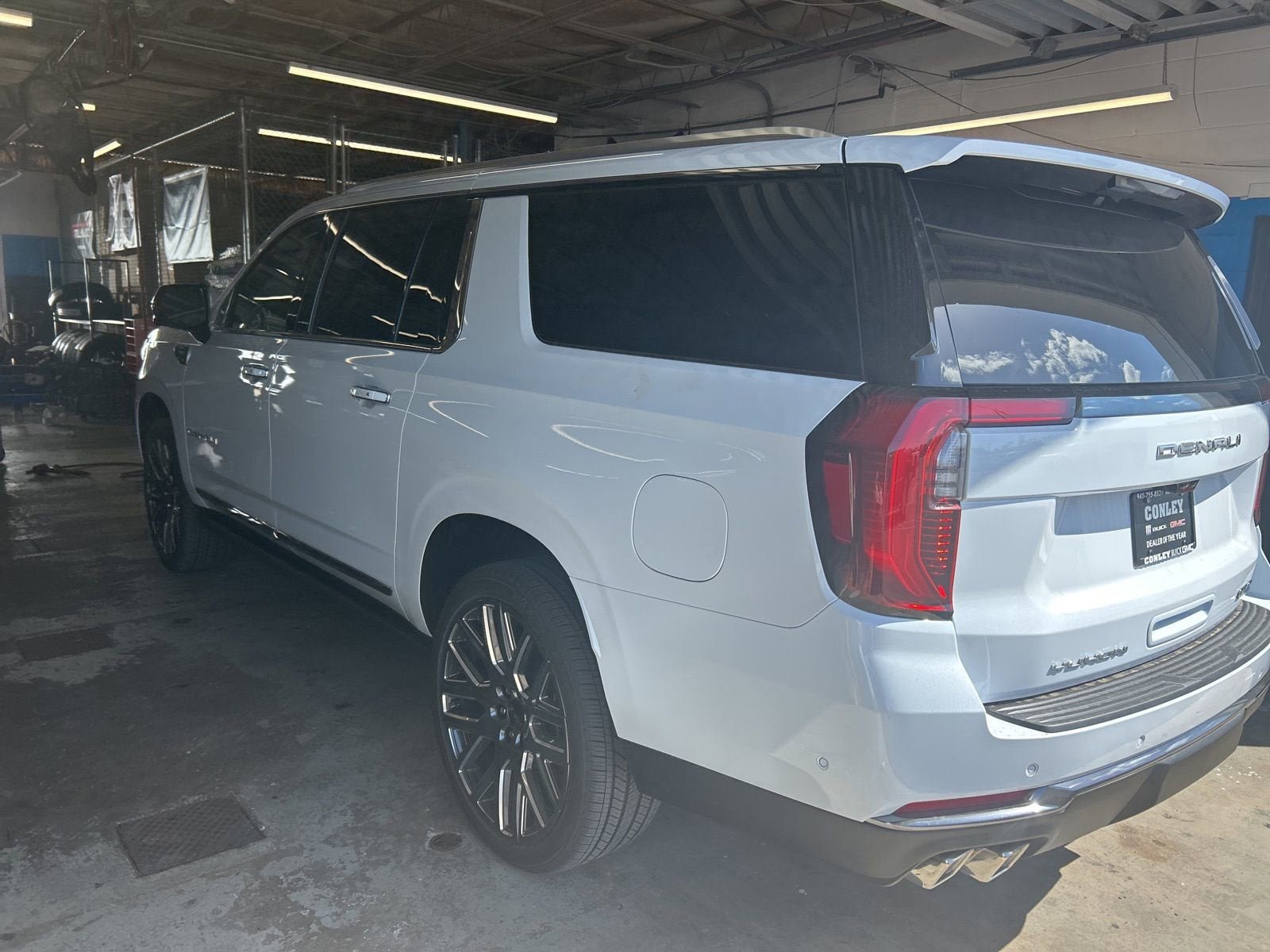 New 2026 GMC Yukon XL Denali Ultimate image 5