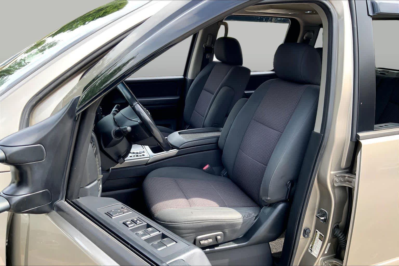 Used 2008 Nissan Titan LE RWD image 7
