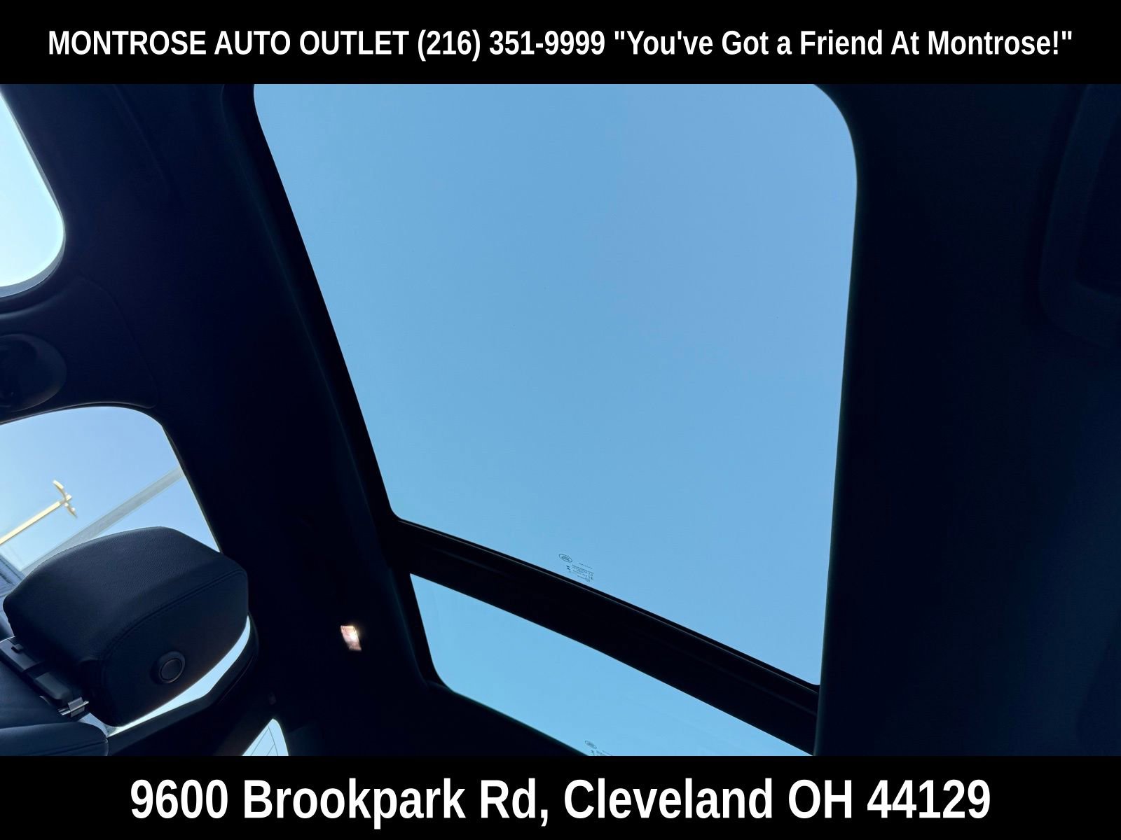 New 2026 Land Rover Range Rover Velar Dynamic SE image 34