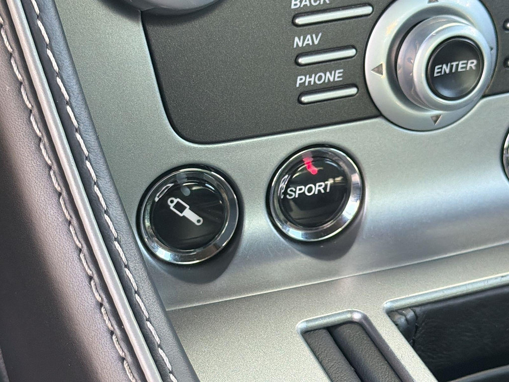 Used 2015 Aston Martin DB9 Coupe RWD image 13