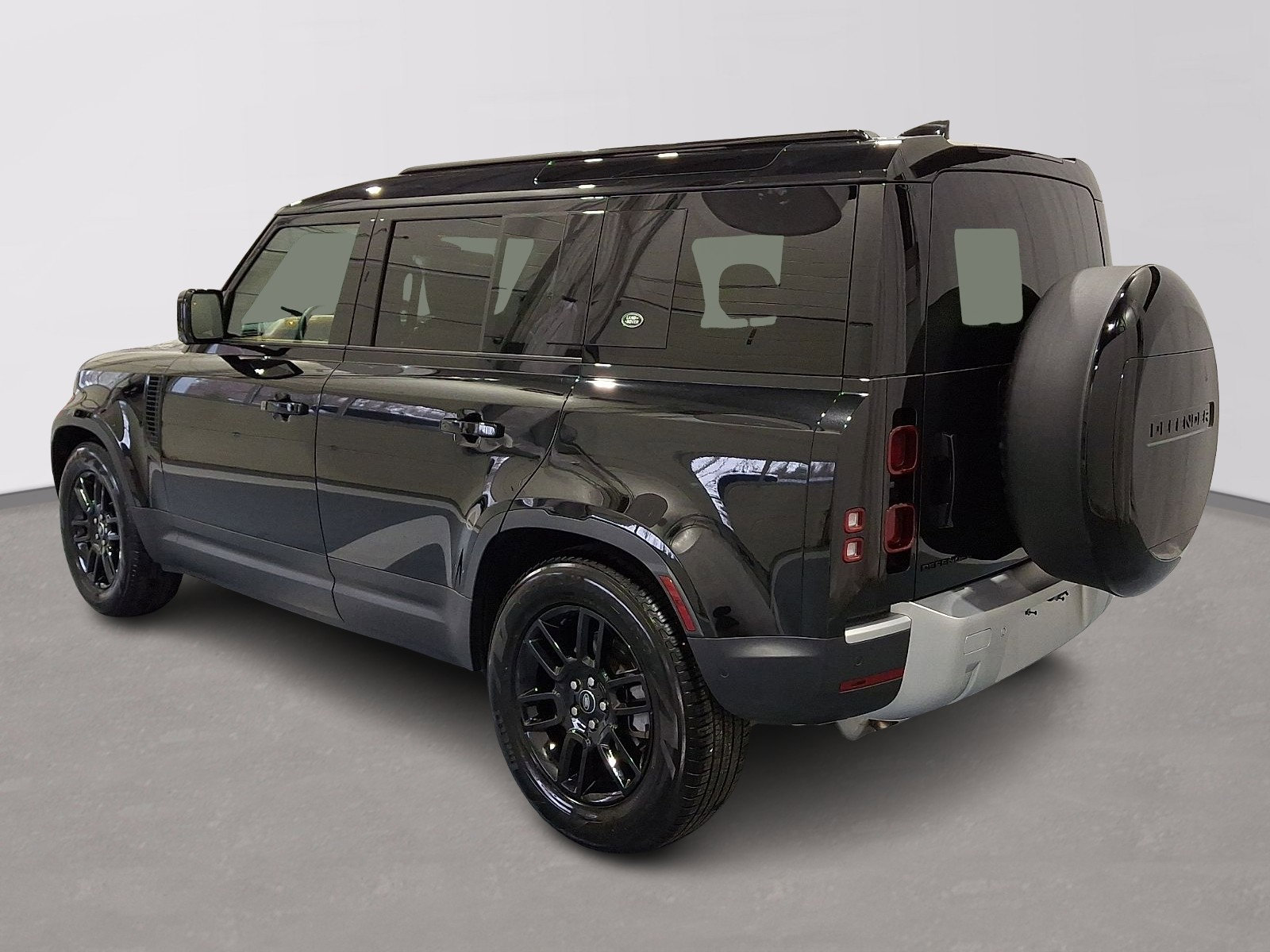 Certified 2024 Land Rover Defender 110 S image 2