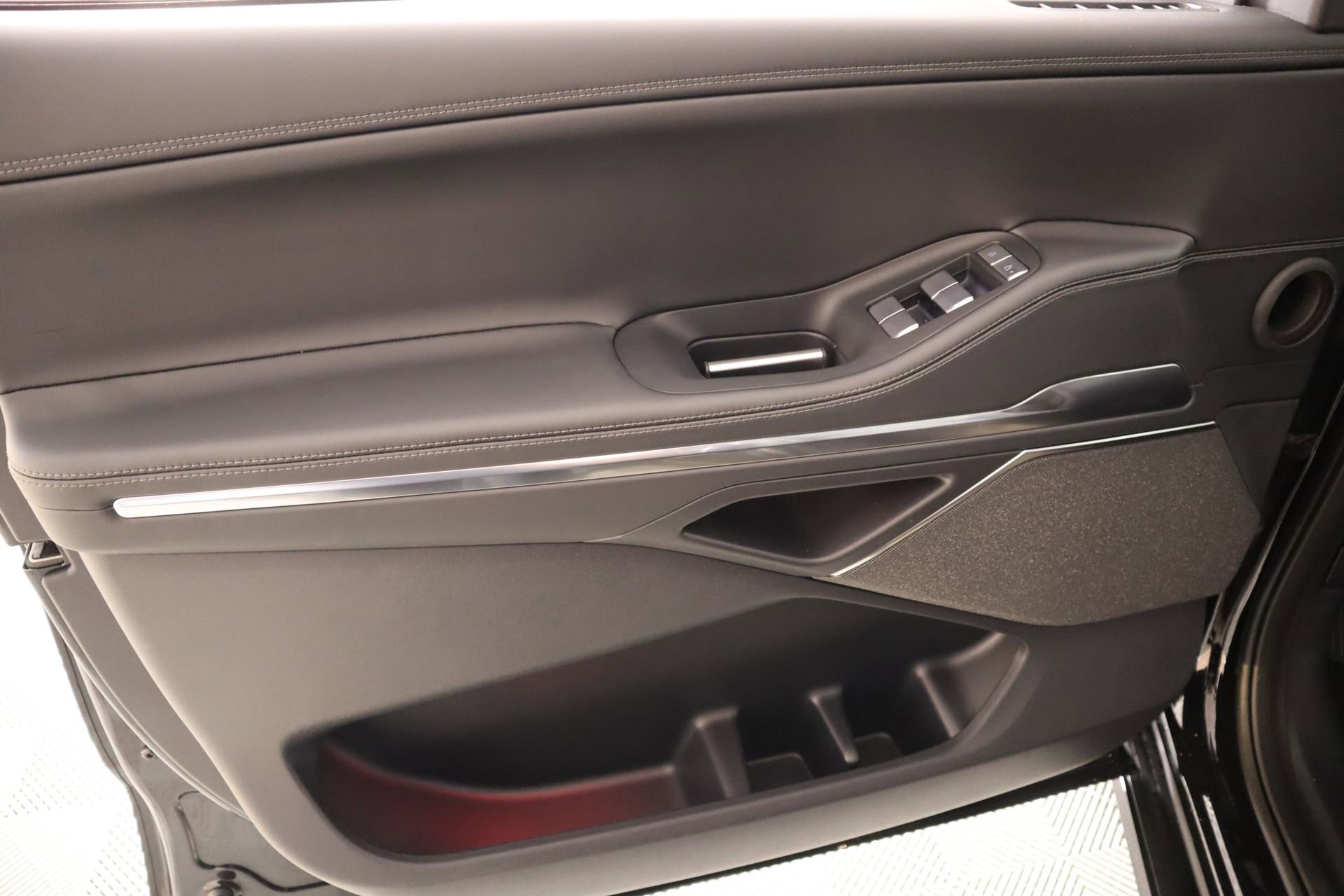 New 2026 Lincoln Navigator Reserve image 17