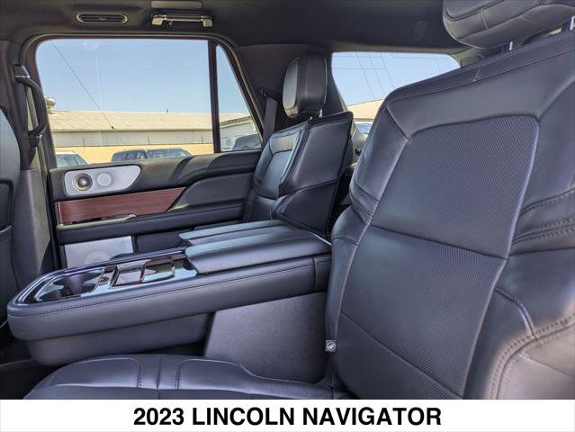 Used 2023 Lincoln Navigator Reserve image 24