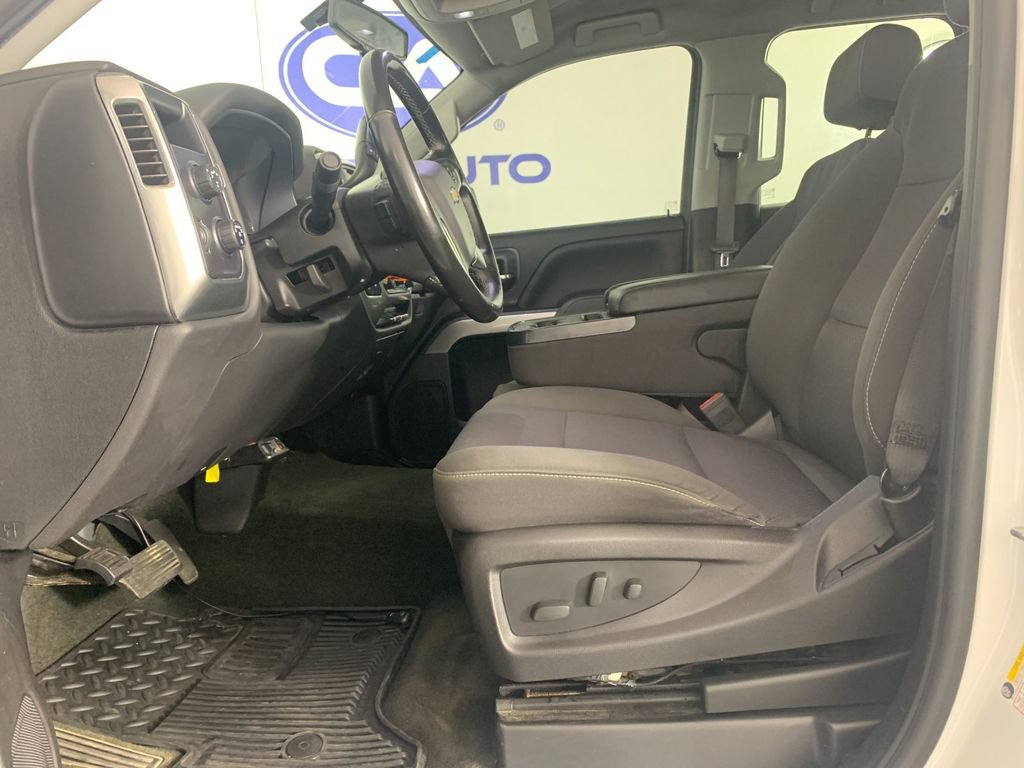 Used 2018 Chevrolet Silverado 1500 LT w/ All Star Edition AWD/4WD image 14