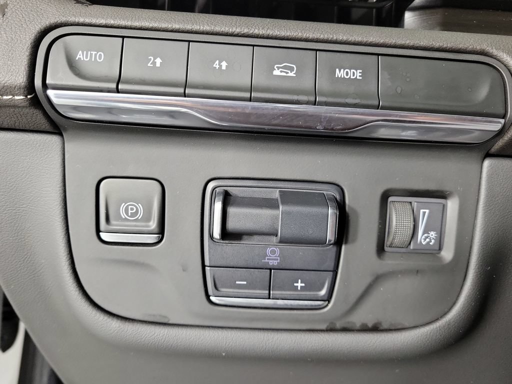 Certified 2022 Cadillac Escalade Sport AWD/4WD image 33