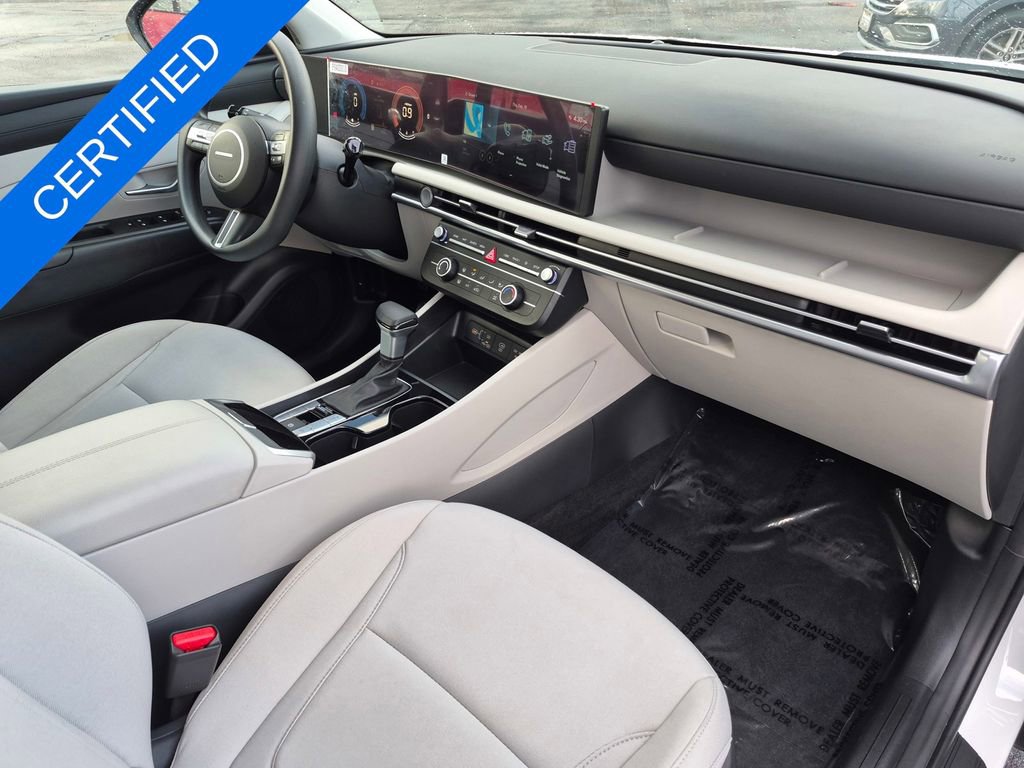 Used 2025 Hyundai Tucson SE image 26