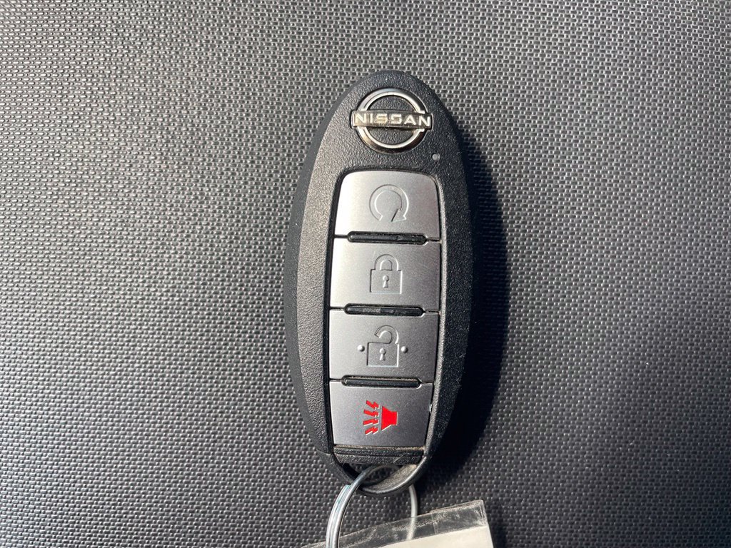 Used 2024 Nissan Frontier SL w/ Technology Package RWD image 16