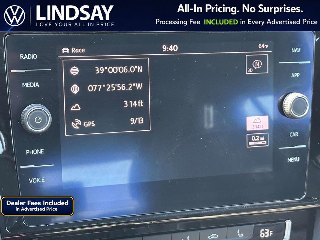 Used 2019 Volkswagen Golf R 4-Door AWD/4WD image 16