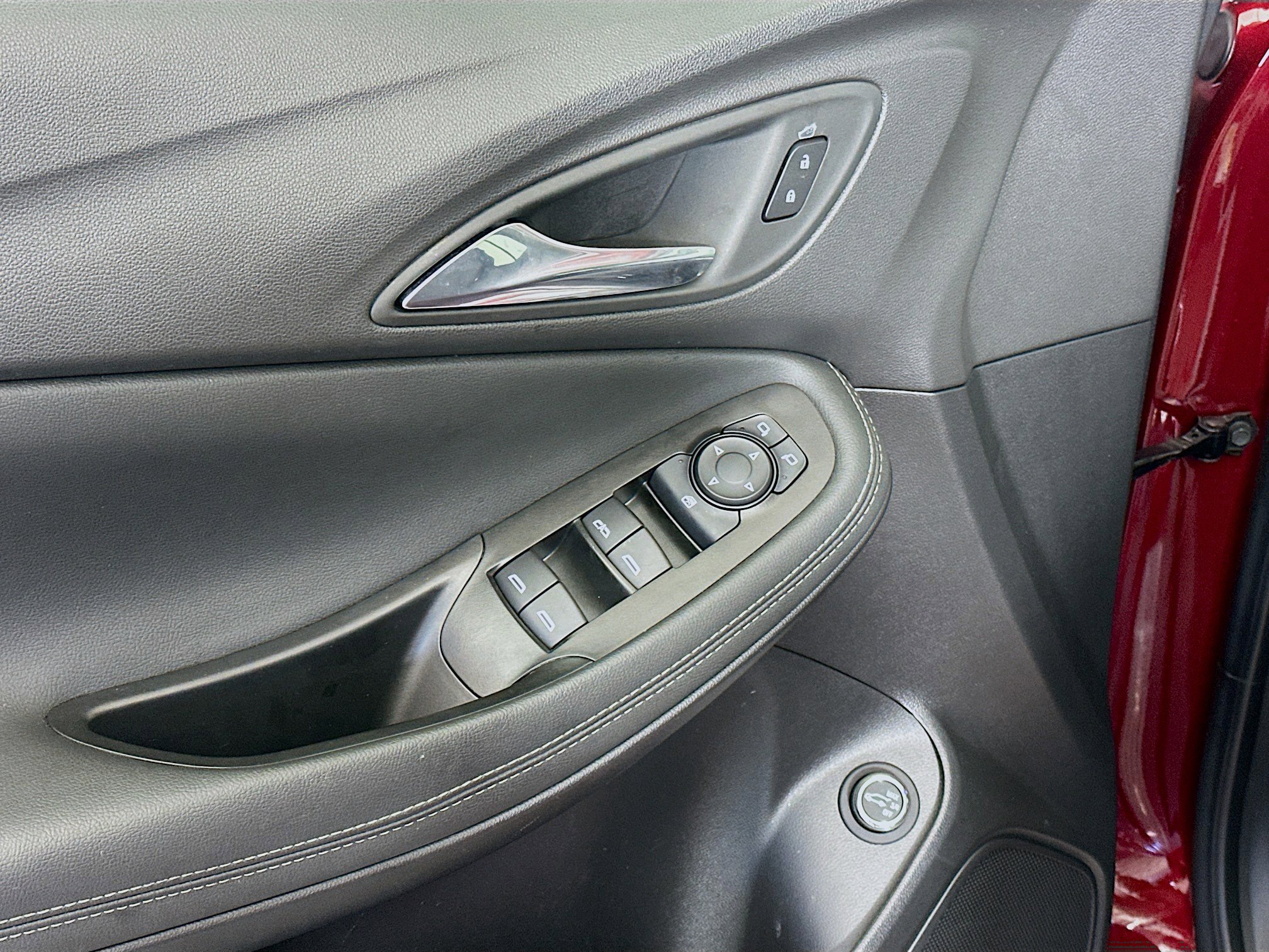 Used 2023 Buick Encore GX Select w/ Sport Touring Package image 15