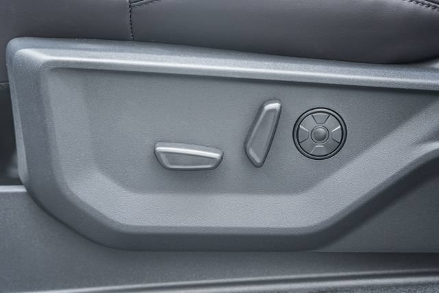New 2026 Ford Expedition Platinum w/ Platinum Ultimate Package AWD/4WD image 44