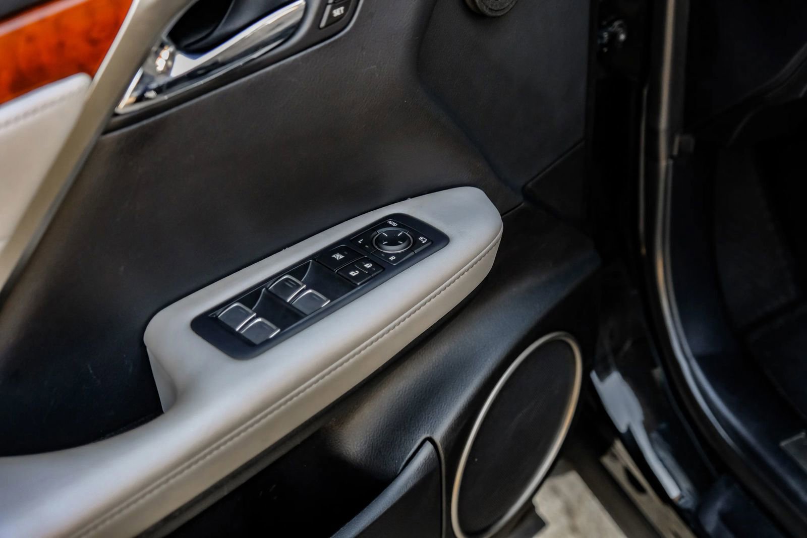 Used 2019 Lexus RX 350L FWD image 45