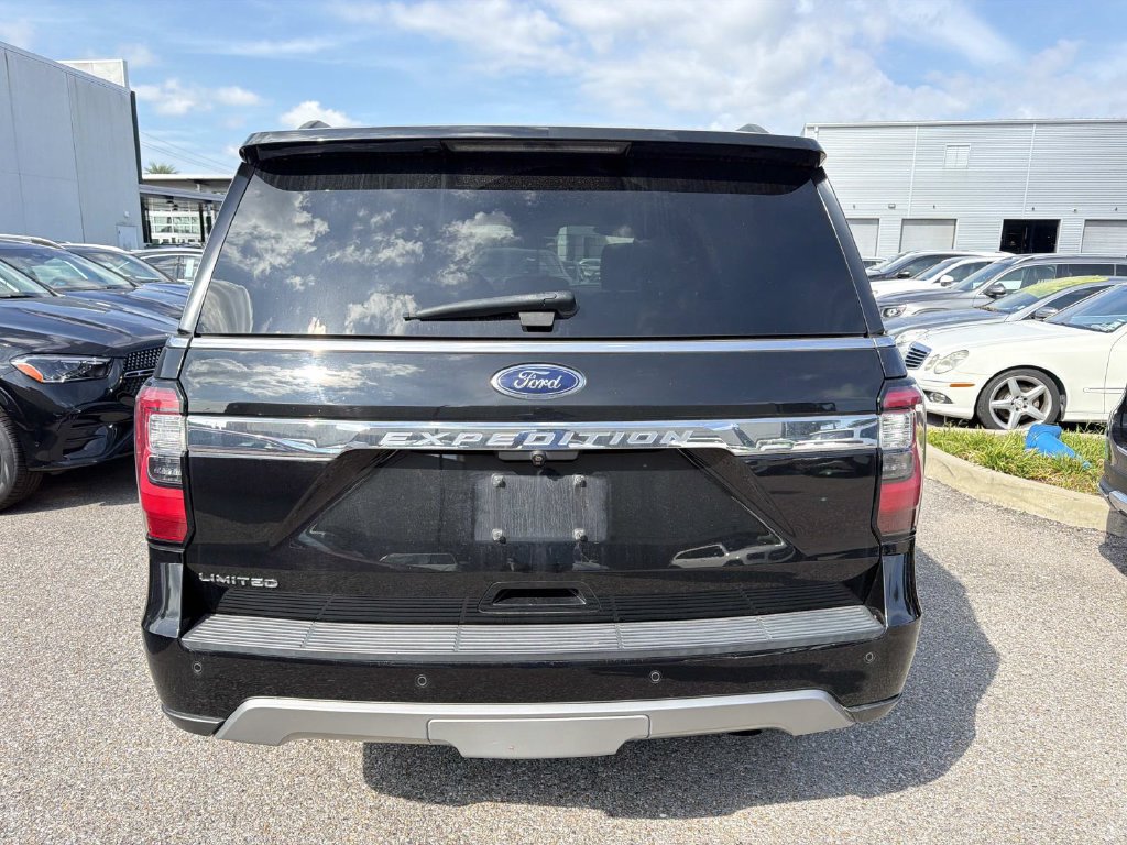 Used 2018 Ford Expedition Limited w/ Equipment Group 302A RWD image 6
