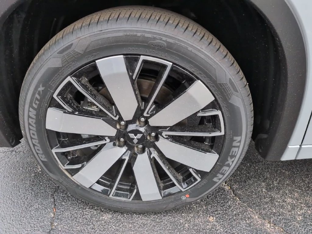 New 2026 Mitsubishi Outlander SEL AWD/4WD image 14