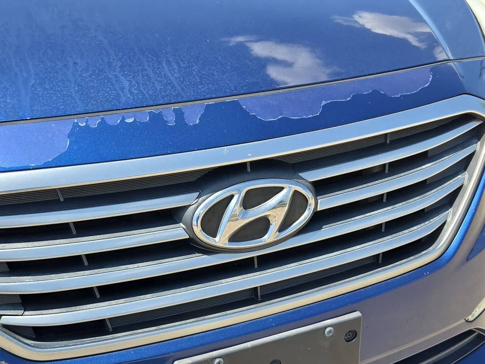 Used 2015 Hyundai Sonata SE w/ Option Group 09 FWD image 10