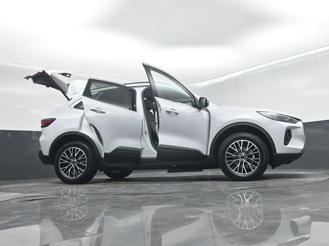 New 2025 Ford Escape SE w/ PHEV Premium Package FWD image 74