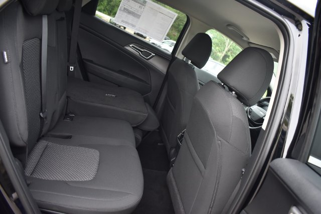New 2026 Kia Sportage LX w/ LX Convenience Package FWD image 14