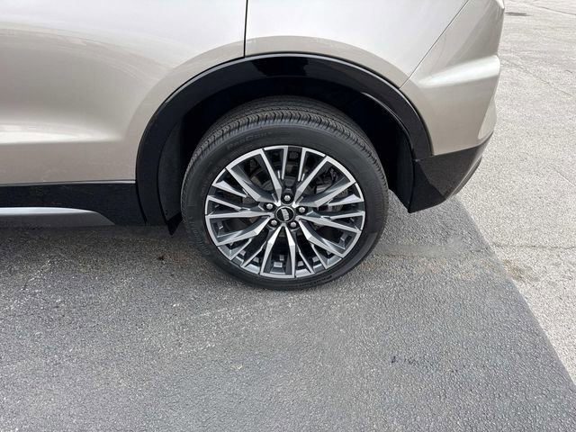 Used 2024 Cadillac XT4 Sport w/ Active Safety Package image 31