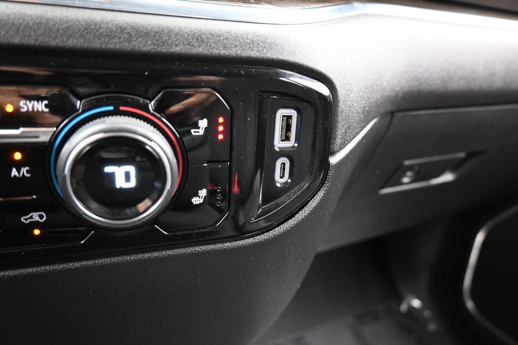 Used 2024 Chevrolet Silverado 1500 LT RWD image 25