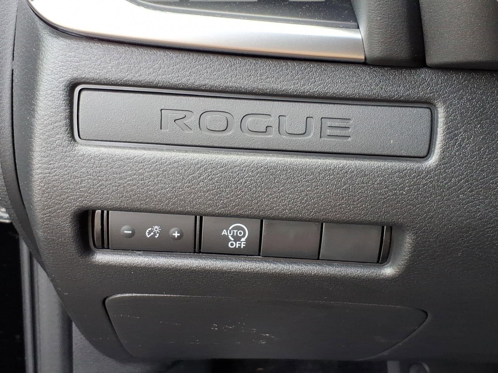 Used 2026 Nissan Rogue S AWD/4WD image 19