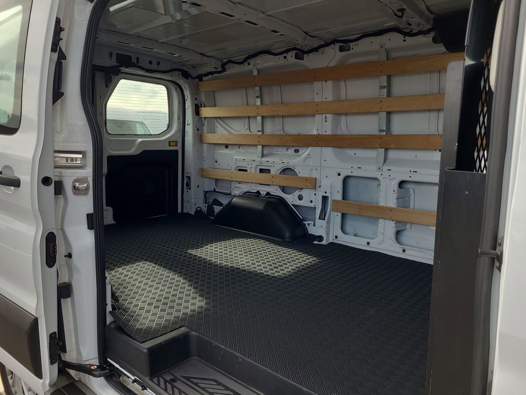 Used 2024 Ford Transit 250 Low Roof w/ Exterior Upgrade Package image 19