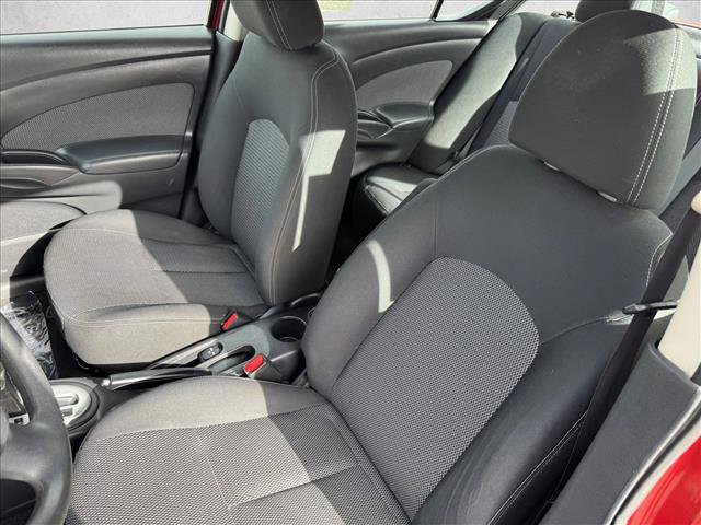 Used 2014 Nissan Versa SV FWD image 10