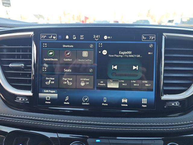 Used 2023 Chrysler Pacifica Touring-L FWD image 21
