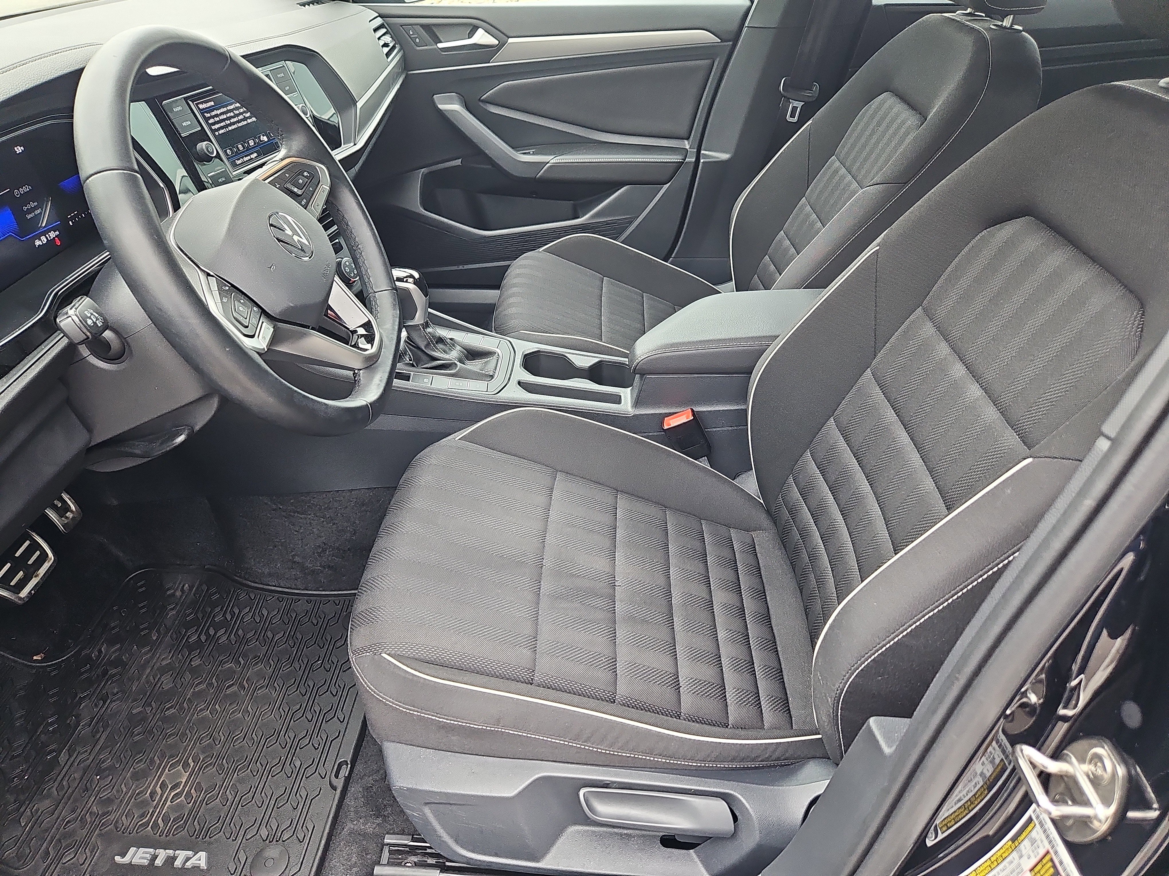 Certified 2023 Volkswagen Jetta Sport FWD image 24