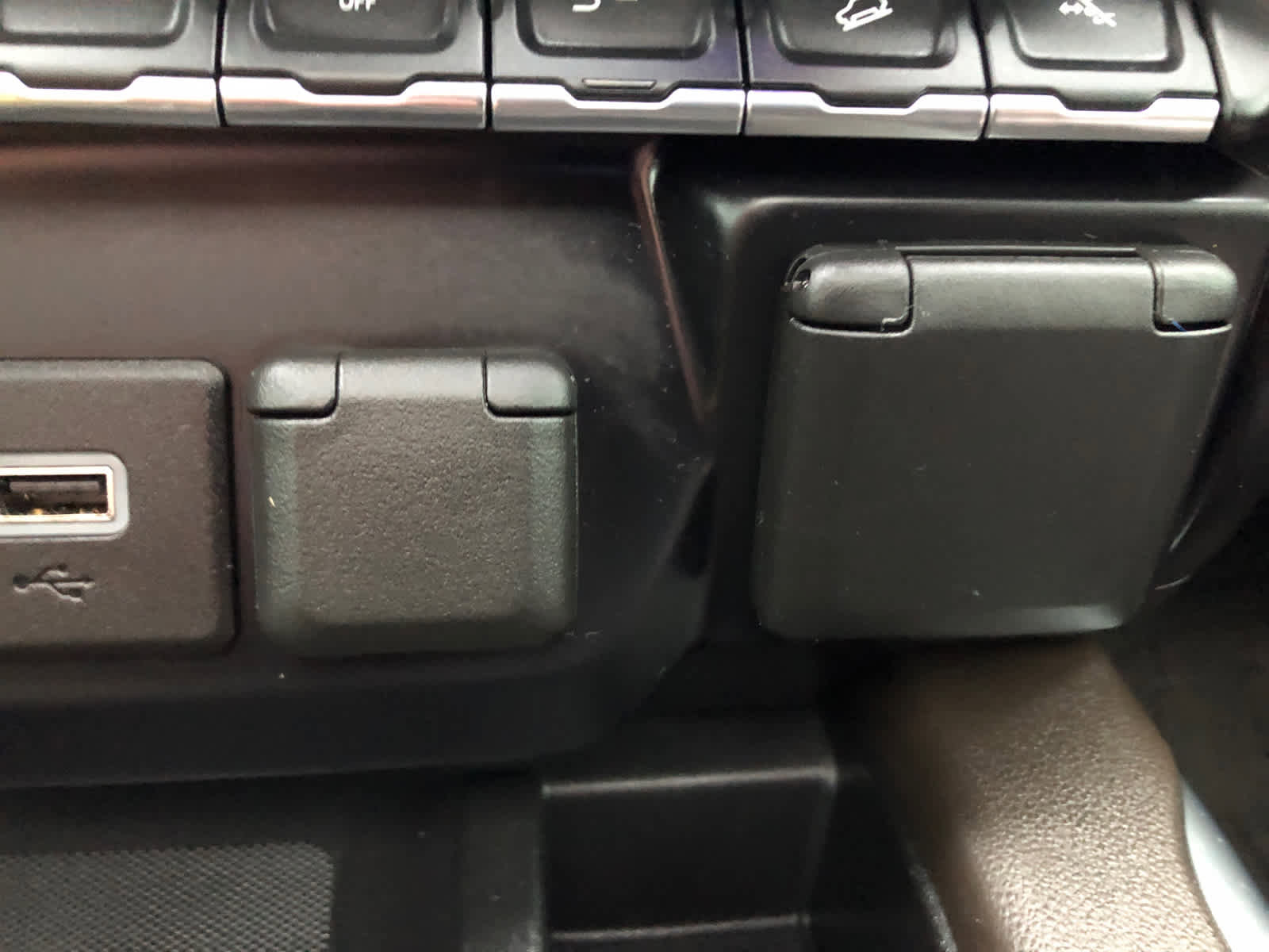 Used 2021 GMC Sierra 2500 Denali w/ Denali Ultimate Package image 26