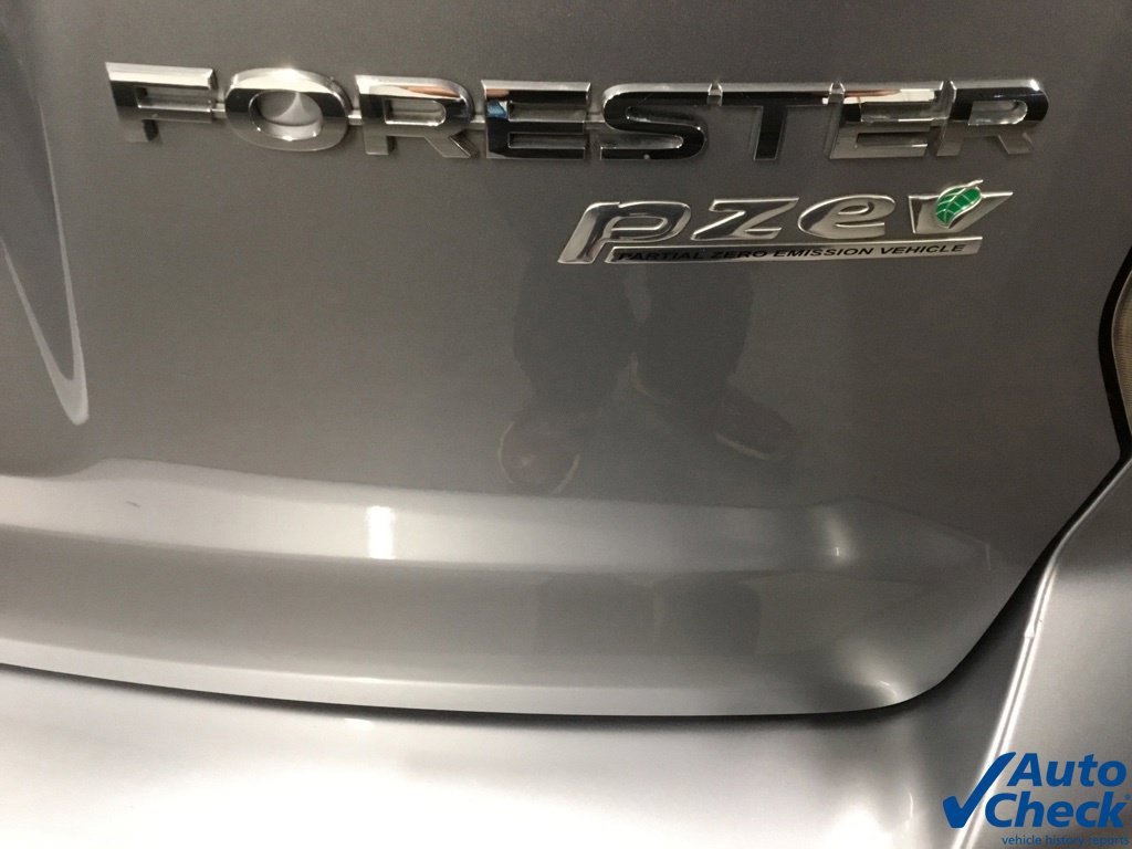 Used 2016 Subaru Forester 2.5i Premium w/ All-Weather Package AWD/4WD image 15