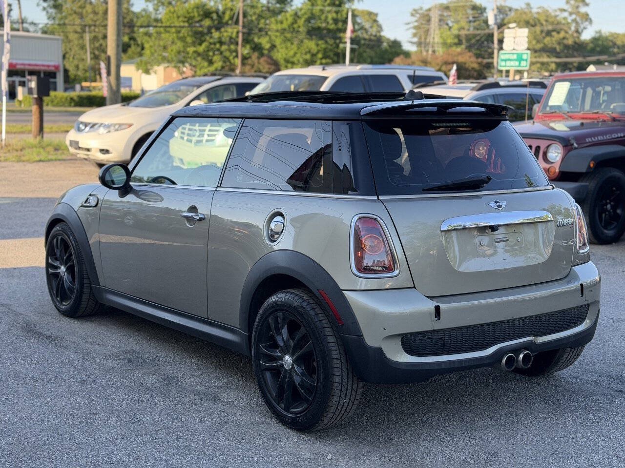 Used 2009 MINI Cooper S FWD image 6