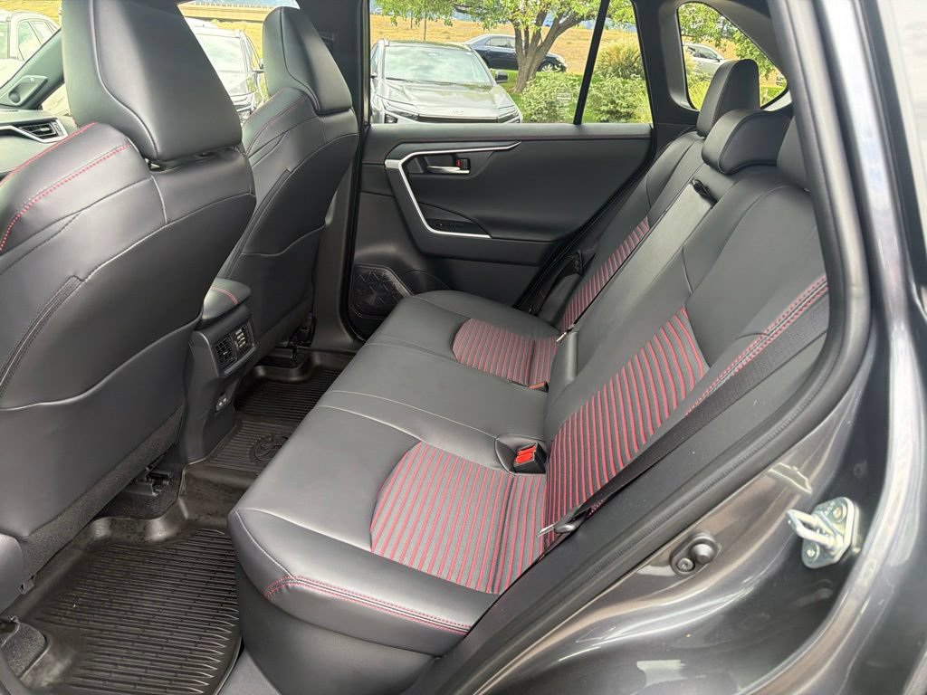 Used 2024 Toyota RAV4 XSE w/ Weather Package AWD/4WD image 20