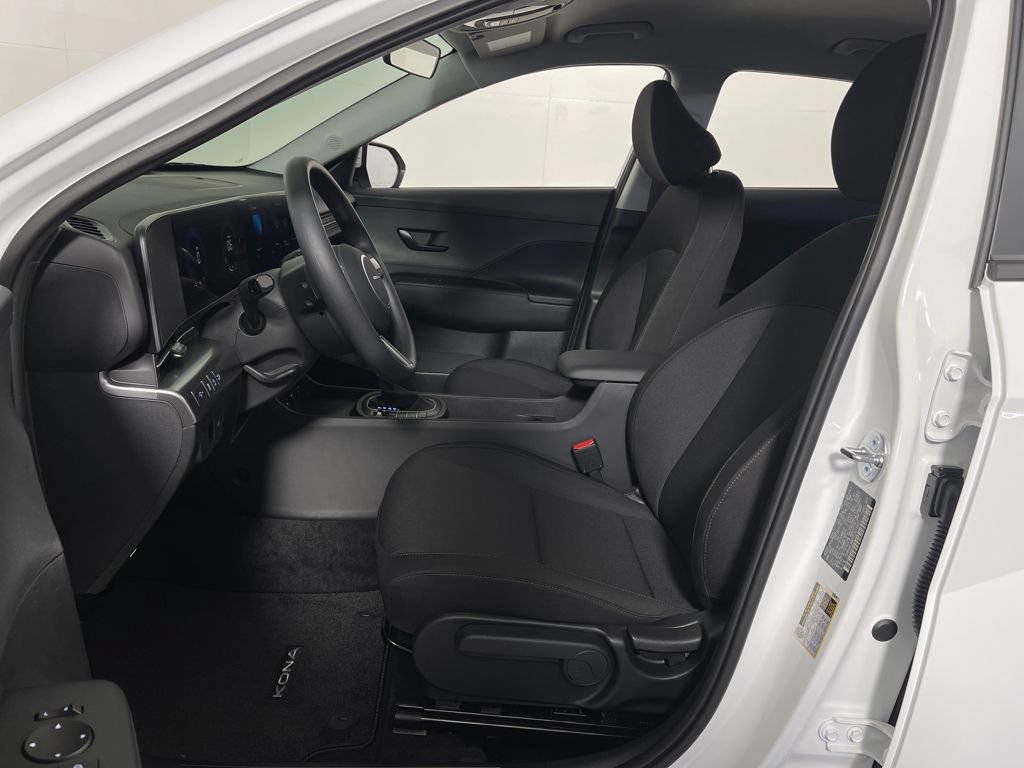 New 2026 Hyundai Kona SE AWD/4WD image 12