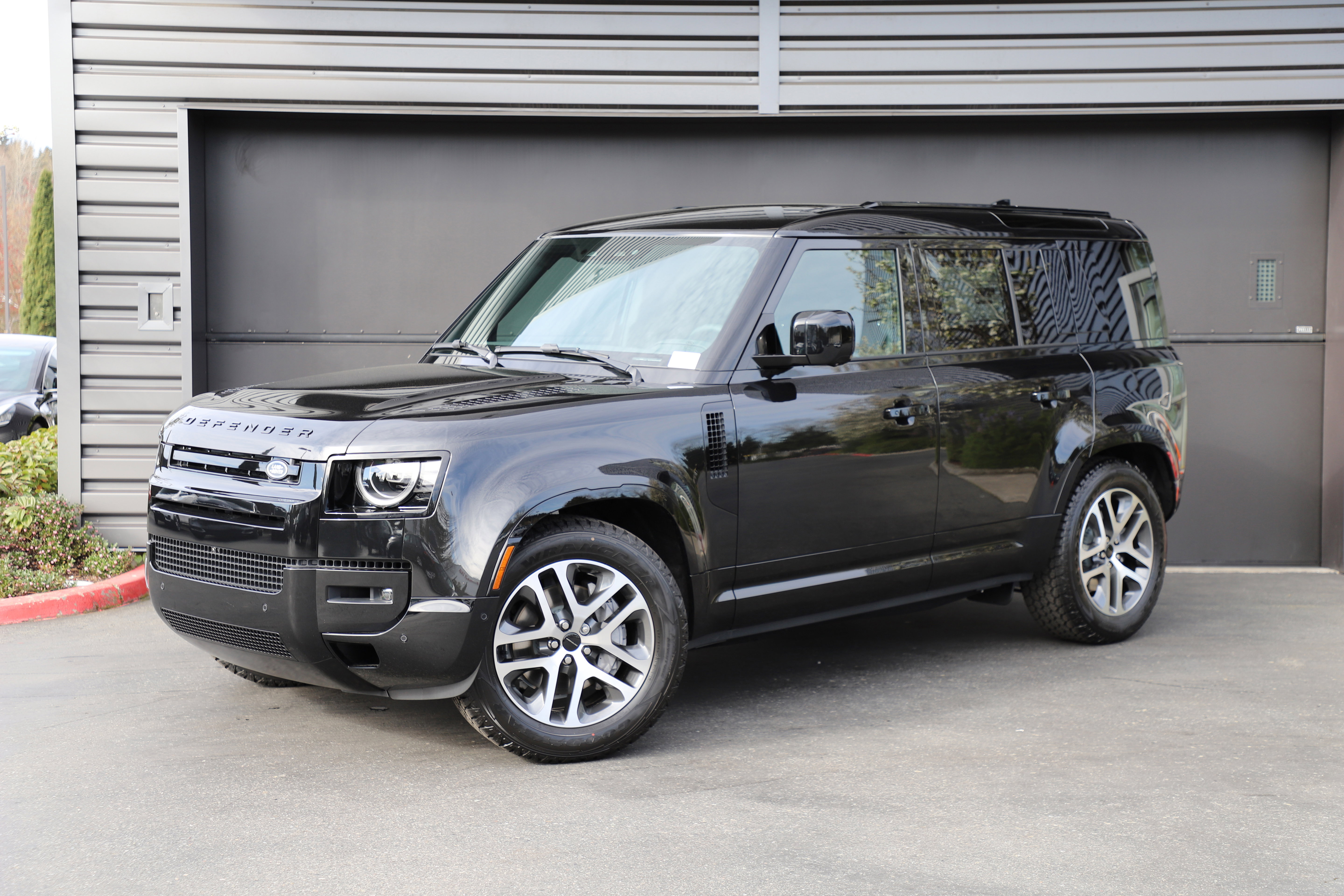 New 2026 Land Rover Defender 110 X-Dynamic SE