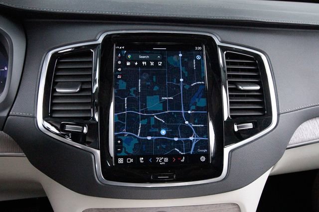 Certified 2024 Volvo XC90 T8 Ultimate w/ Protection Package Premier image 14