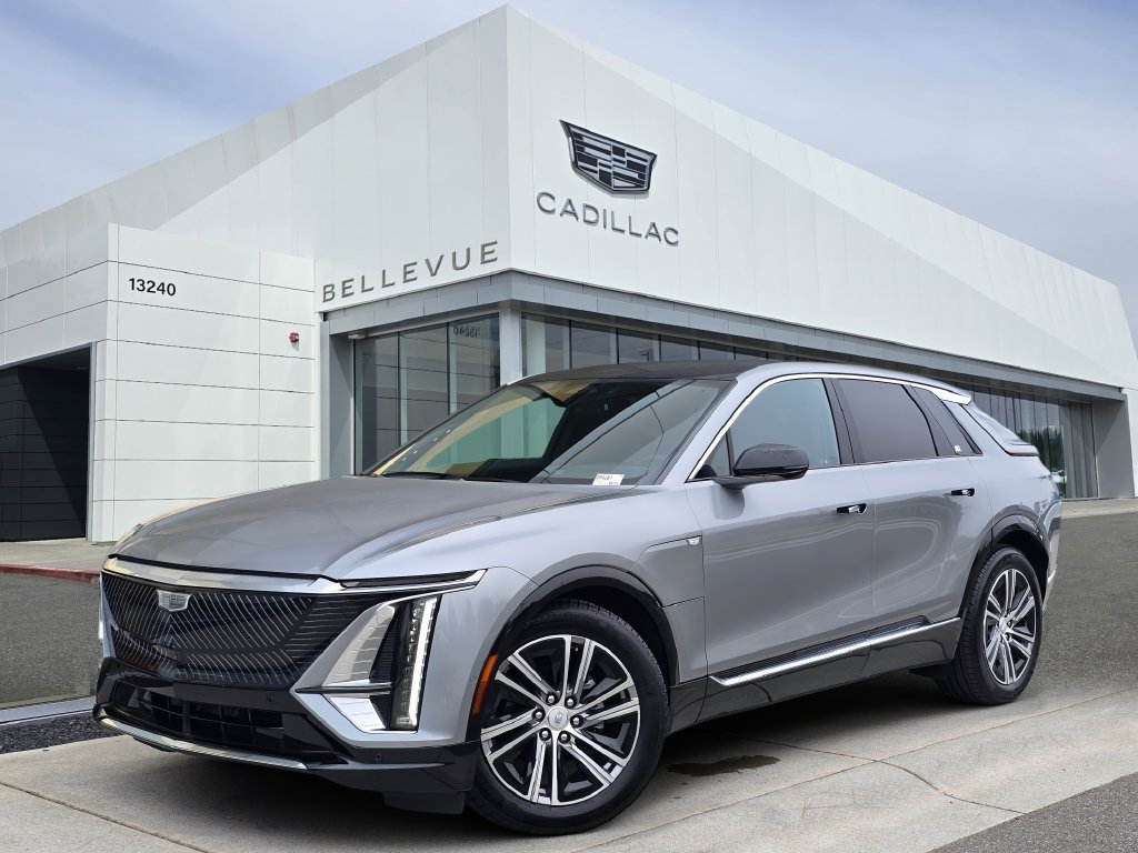Certified 2025 Cadillac Lyriq Luxury AWD/4WD image 1