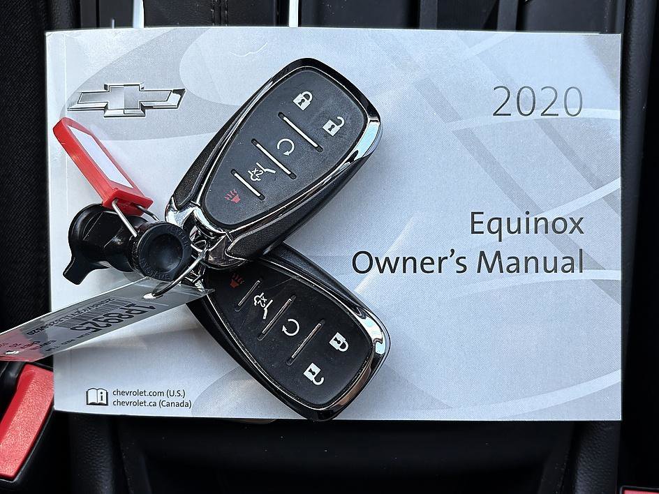 Used 2020 Chevrolet Equinox LT FWD image 28