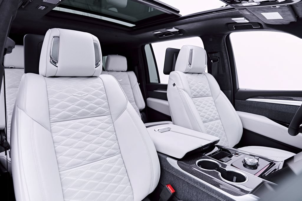 Used 2026 Cadillac Escalade ESV V AWD/4WD image 47
