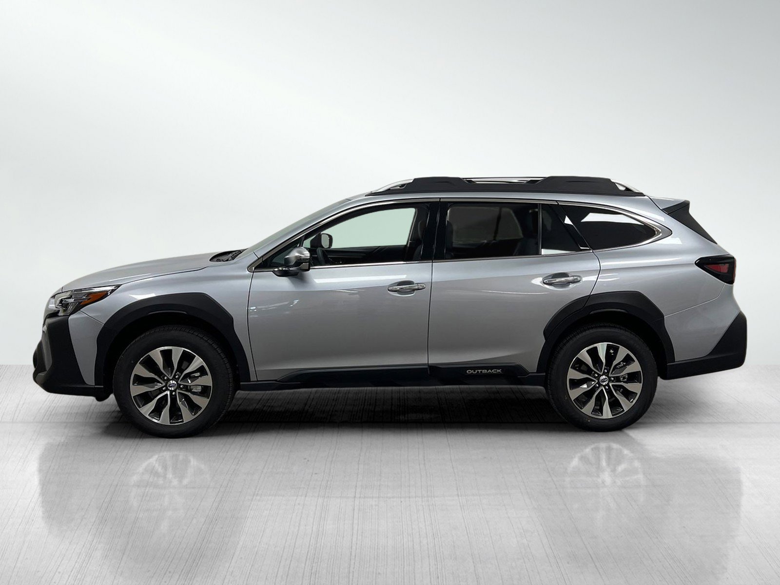 New 2025 Subaru Outback Touring image 3