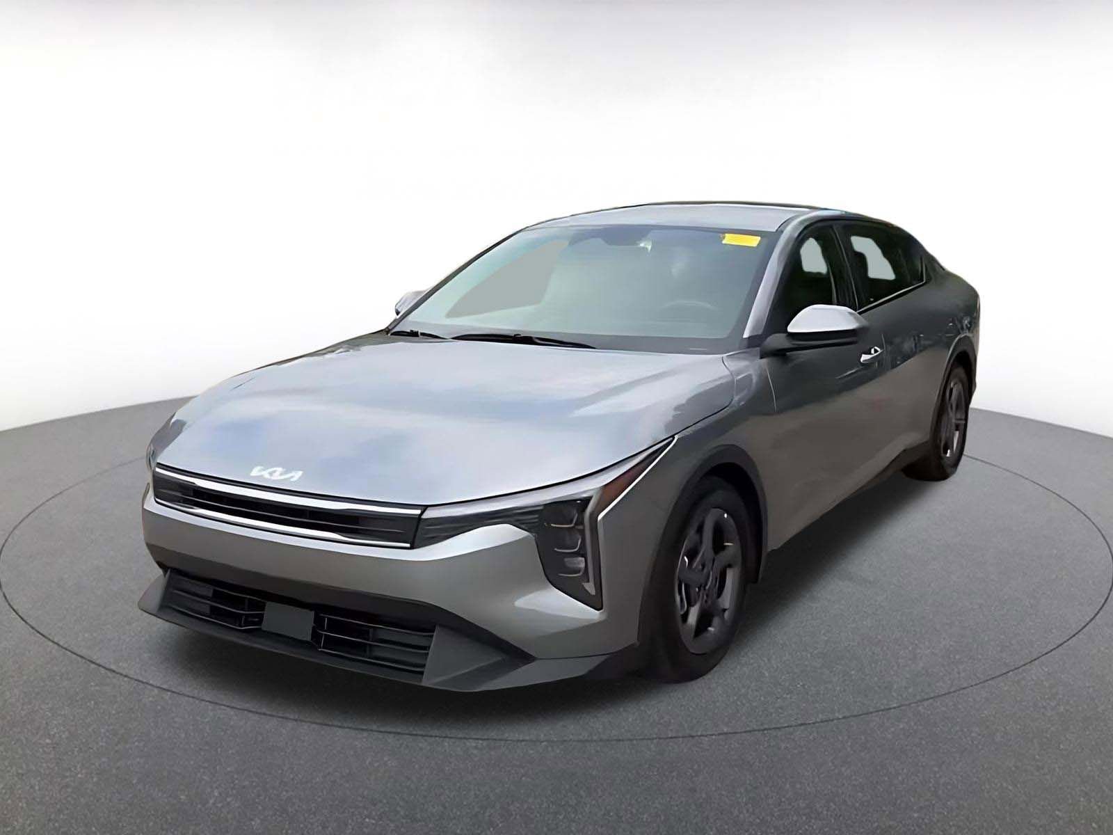 Used 2025 Kia K4 LXS FWD image 7