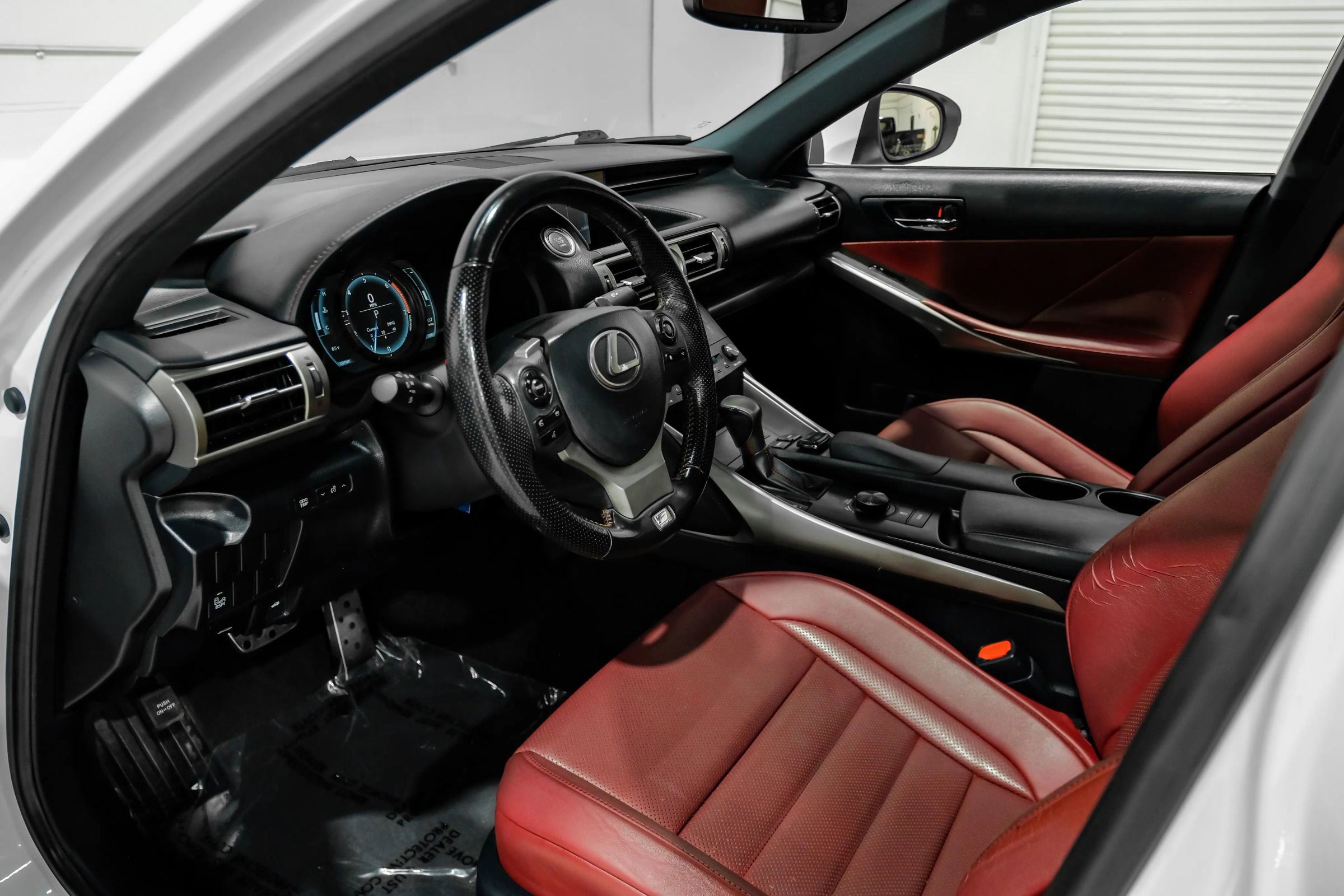 Used 2016 Lexus IS 200t w/ F Sport Package RWD image 21