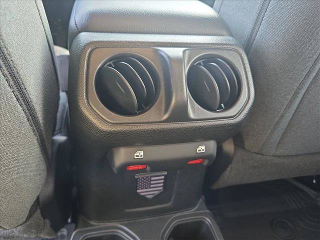 Used 2024 Jeep Wrangler Unlimited Sport AWD/4WD image 16