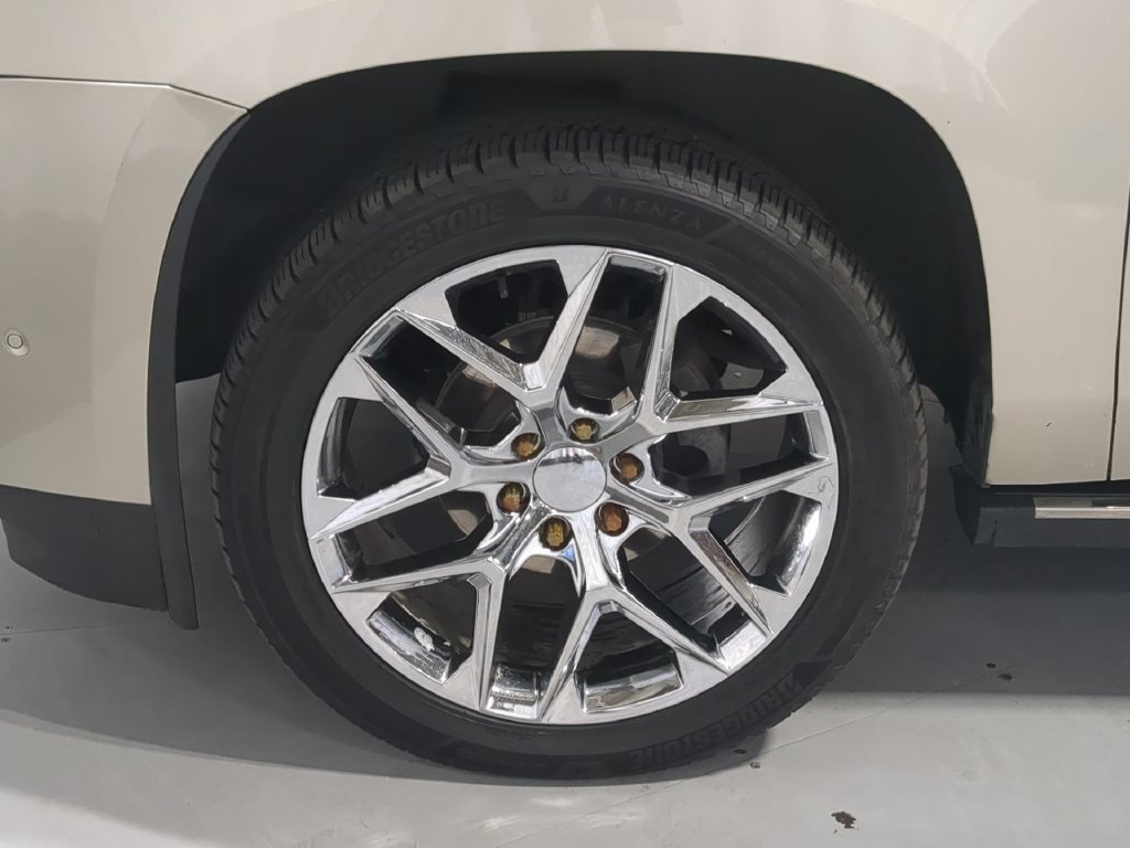 Used 2017 Cadillac Escalade Platinum AWD/4WD image 17