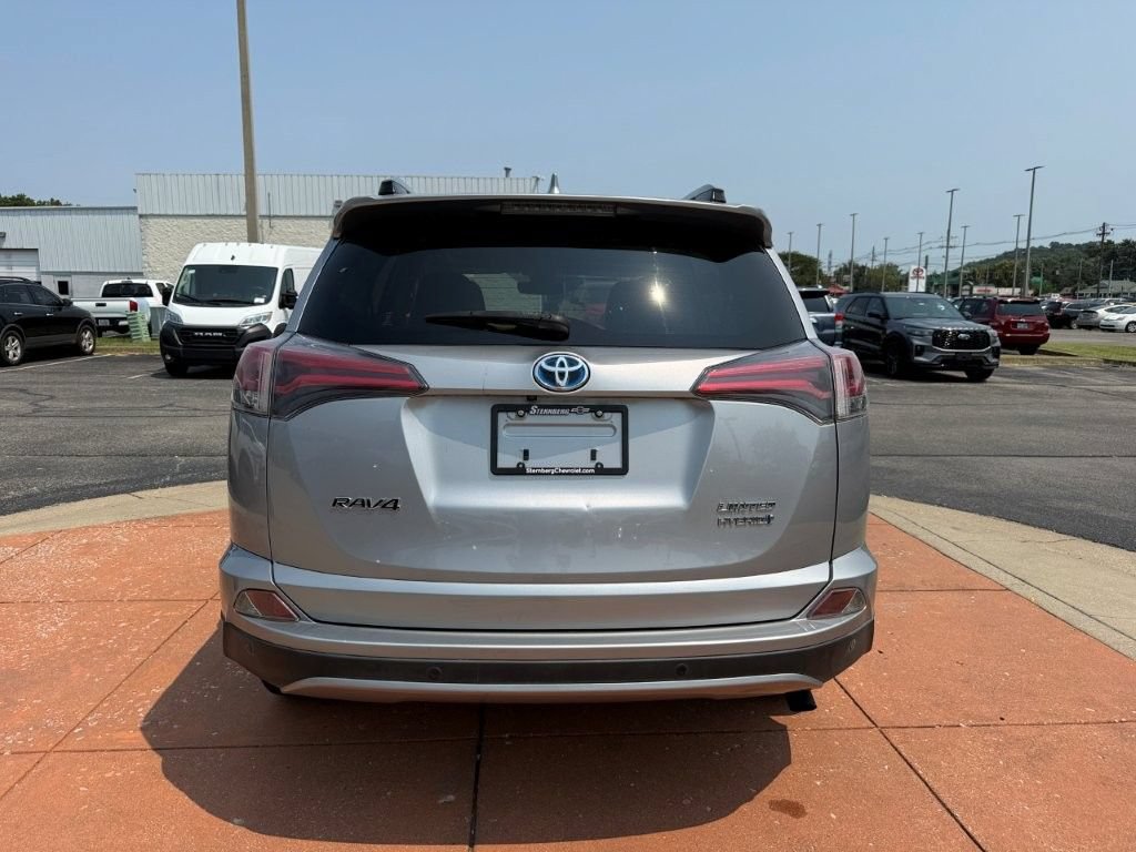 Used 2017 Toyota RAV4 Limited w/ Advanced Technology Package AWD/4WD image 5