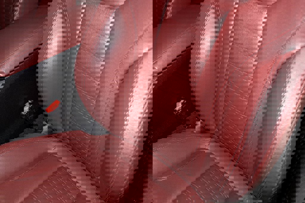 Used 2021 BMW 430i xDrive Coupe w/ Premium Package image 17