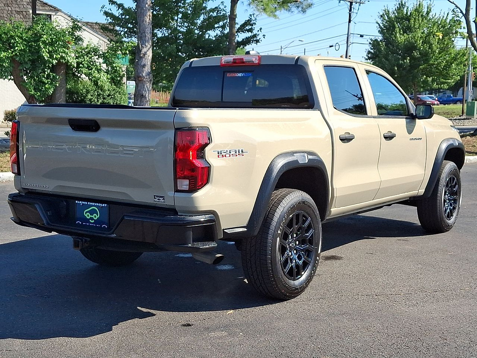 Certified 2024 Chevrolet Colorado Trail Boss w/ Advanced Trailering Package AWD/4WD image 24