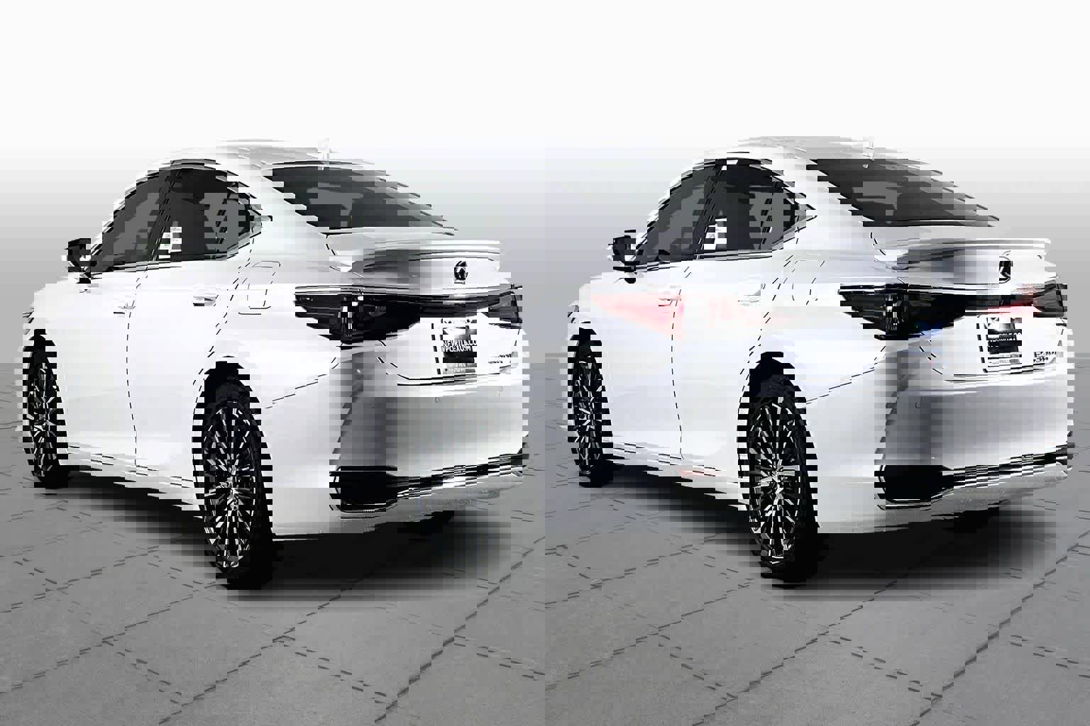 New 2025 Lexus ES 300h w/ Premium Package image 7