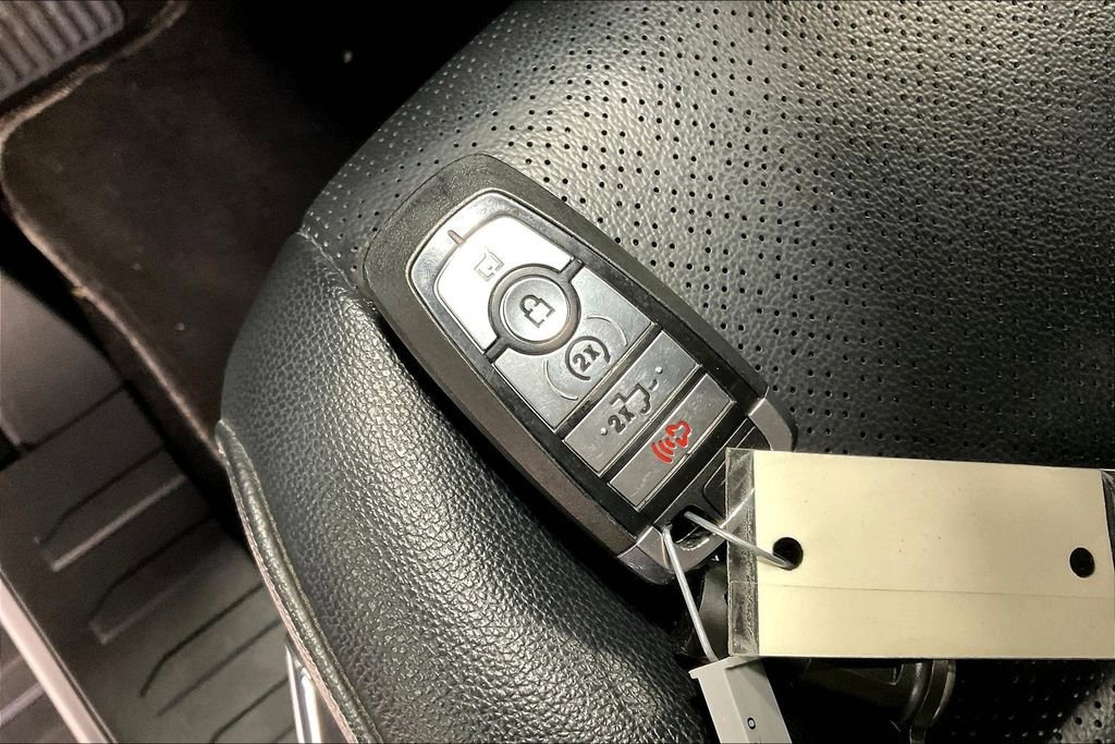 Used 2024 Ford F150 Lariat image 13