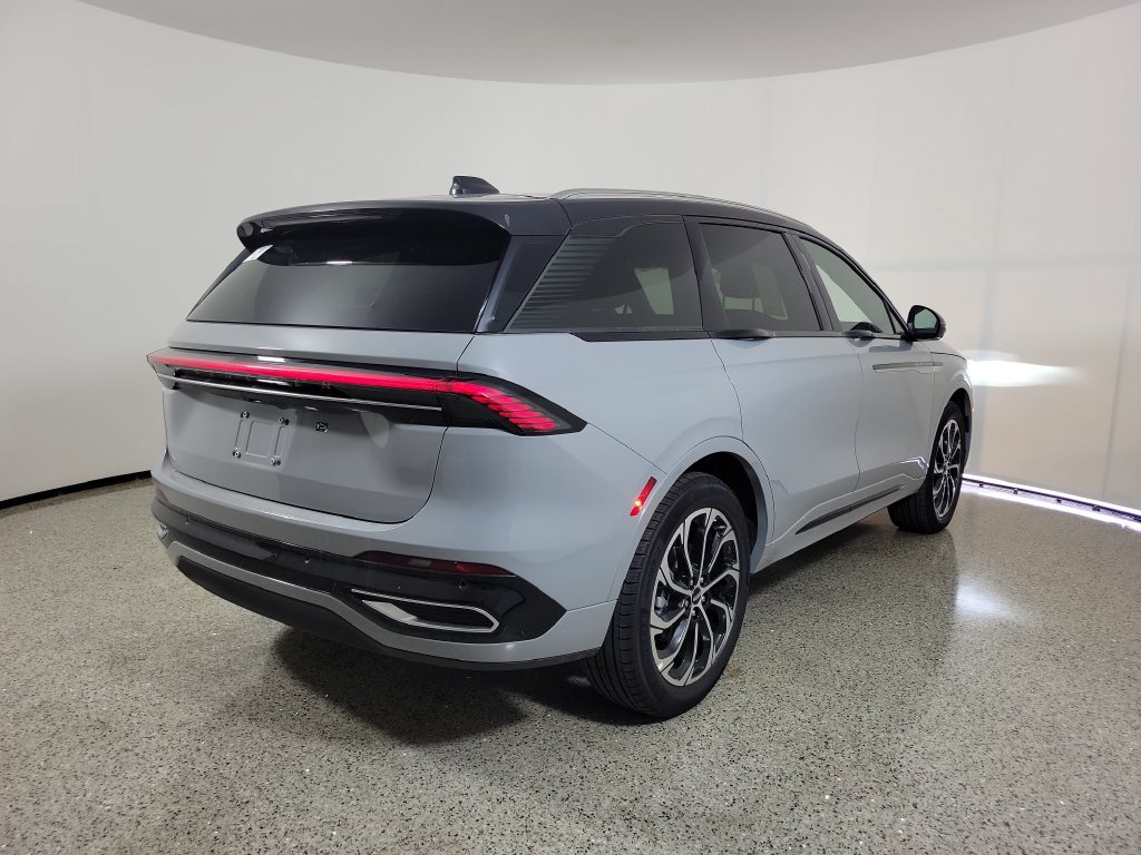 New 2026 Lincoln Nautilus Reserve AWD/4WD image 7