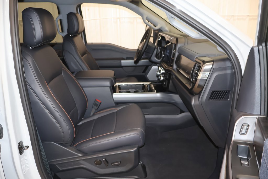 New 2025 Ford F350 Lariat w/ Lariat Ultimate Package image 16